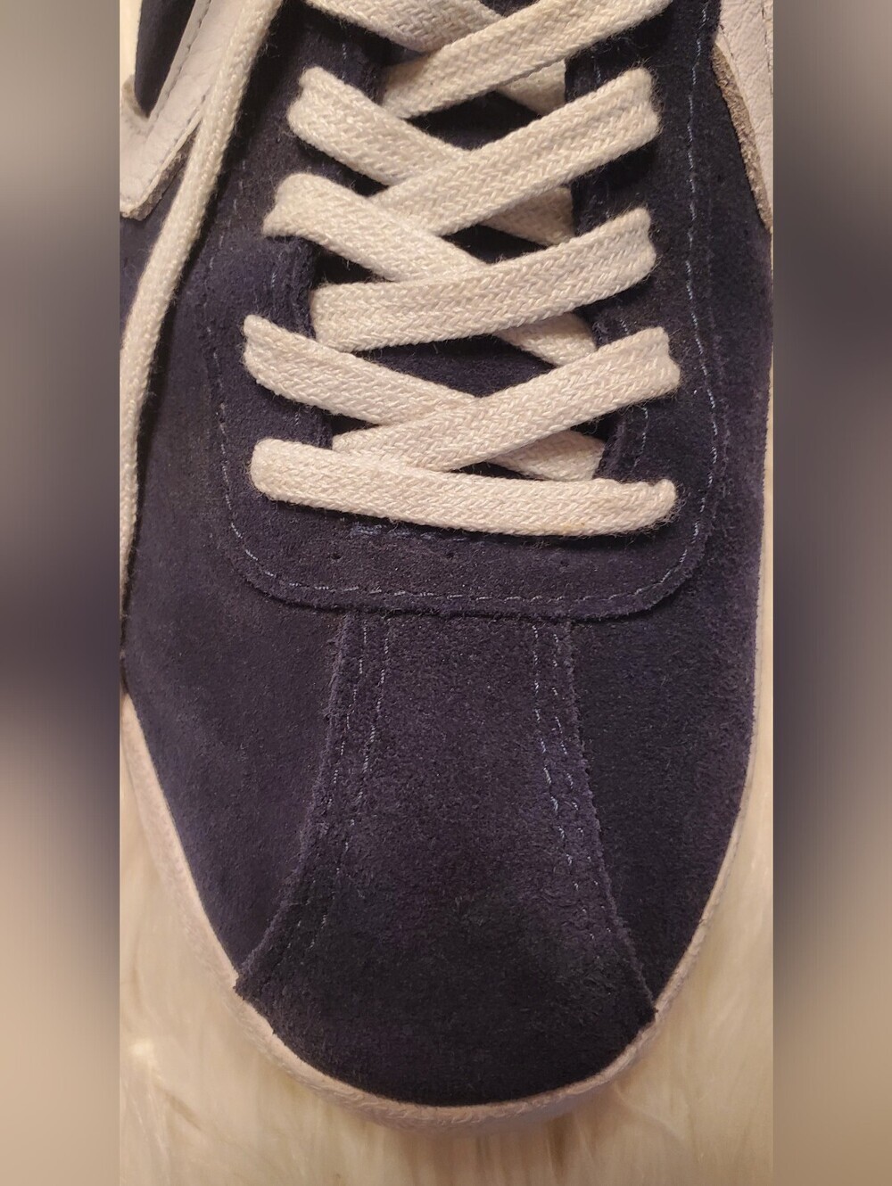Converse Women's Navy Blue Suede Low Top Lace-Up Sneakers Casual Retro Shoes 10 - Picture 6 of 10